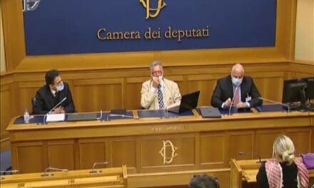 Presentazione denuncia collettiva in Parlamento