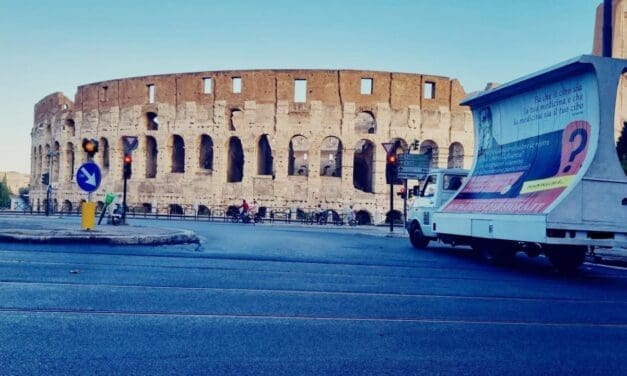 ESPOSTO COLLETTIVO CONTRO ROBERTO BURIONI